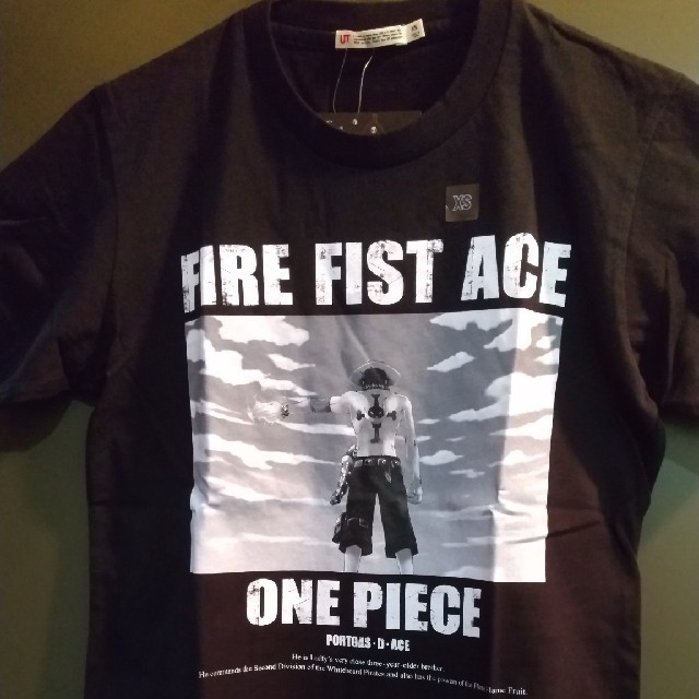 UNIQLO(ユニクロ)の【未使用】ユニクロ　ＵＴ　ONE PIECE　ポートガス・Ｄ・エース　Ｔシャツ メンズのトップス(Tシャツ/カットソー(半袖/袖なし))の商品写真