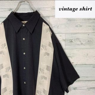 アートヴィンテージ(ART VINTAGE)の《vintage》ブラック ライン シャツ アロハシャツ XL レーヨン 古着(シャツ)