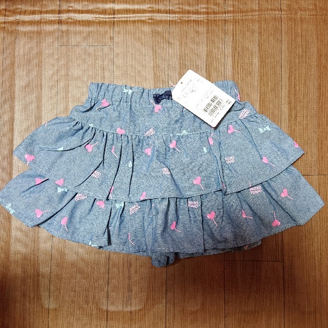 mezzo piano(メゾピアノ)の☆メゾピアノ110cm  アメ柄スカート☆ キッズ/ベビー/マタニティのキッズ服女の子用(90cm~)(スカート)の商品写真