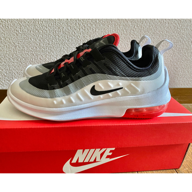 NIKE(ナイキ)のNIKE AIR MAX AXIS レディースの靴/シューズ(スニーカー)の商品写真