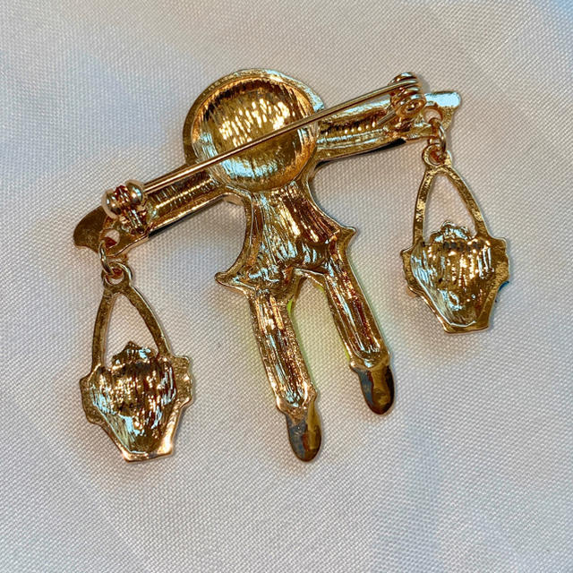 Couture Brooch(クチュールブローチ)の❀お花屋さのブローチ❀ レトロヴィンテージ　揺れるブローチ　一点物　再入荷なし レディースのアクセサリー(ブローチ/コサージュ)の商品写真