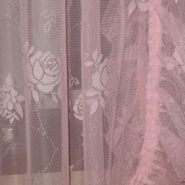 474【薔薇柄ピンクレースカーテン】フリル付き 縦180x105㎝ 2枚 日本製のサムネイル