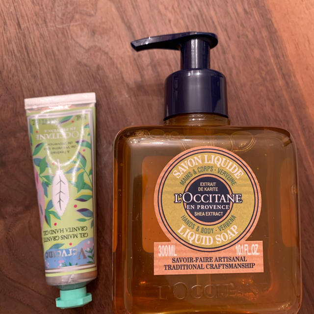 L'OCCITANE(ロクシタン)の新品◆ロクシタン◆ハンドソープ&ハンドクリームセット コスメ/美容のボディケア(ハンドクリーム)の商品写真