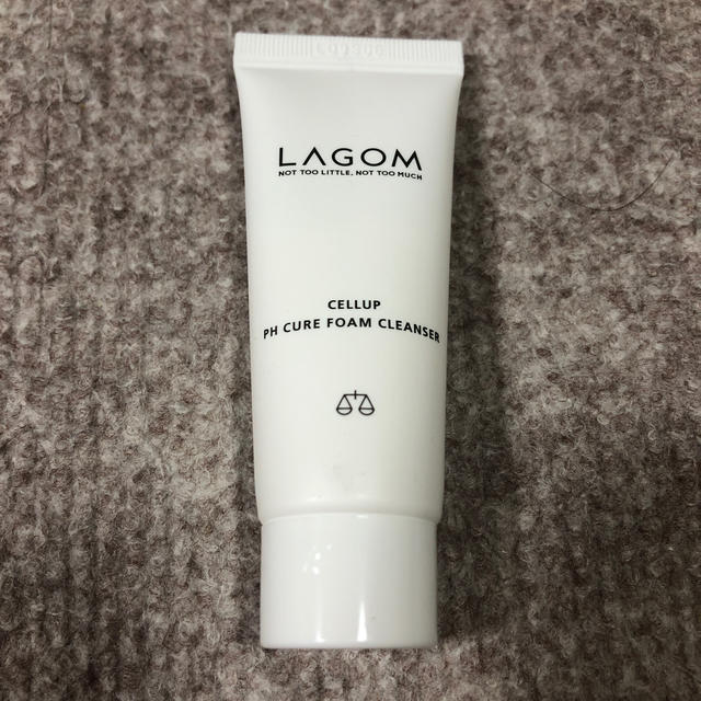 LAGOM(ラーゴム)のLAGOM セルアップPHキュアフォームクレンザー コスメ/美容のスキンケア/基礎化粧品(洗顔料)の商品写真