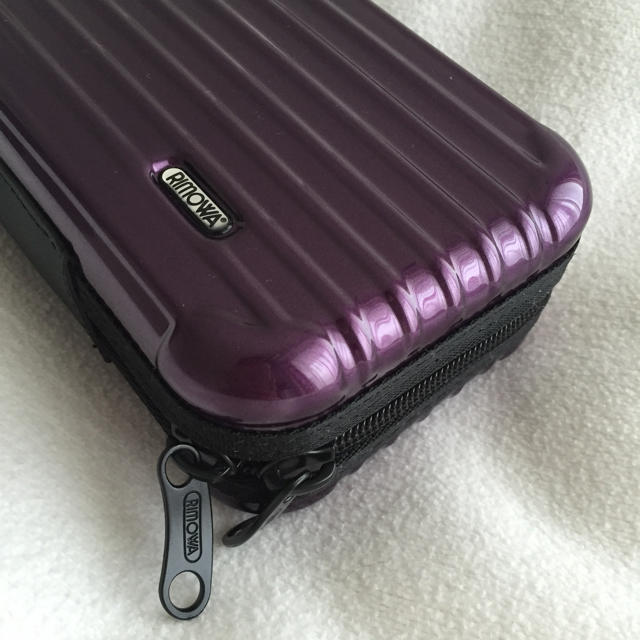 RIMOWA(リモワ)のポーチ RIMOWA 新品未使用 レディースのファッション小物(ポーチ)の商品写真