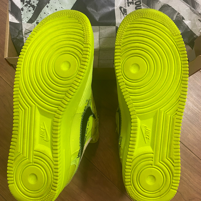 NIKE(ナイキ)の✴︎AIR FORCE 1 OFFWHITE VOLT✴︎ メンズの靴/シューズ(スニーカー)の商品写真