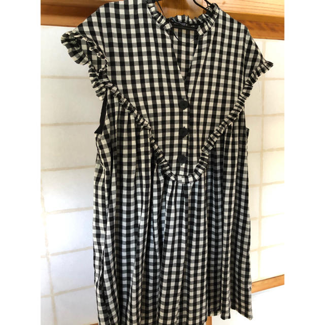 ZARA(ザラ)のザラ　ギンガムチェック　ロンパース キッズ/ベビー/マタニティのベビー服(~85cm)(ロンパース)の商品写真