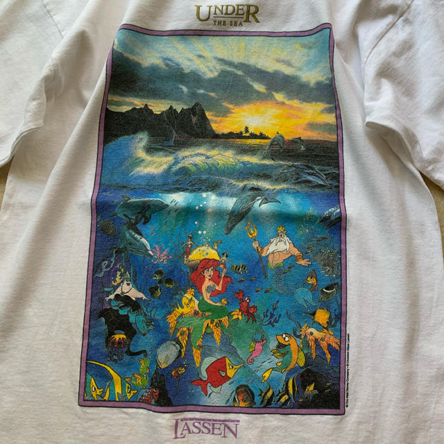 Disney(ディズニー)の90s Disney×Lassen UNDER THE SEA Tシャツ USA メンズのトップス(Tシャツ/カットソー(半袖/袖なし))の商品写真