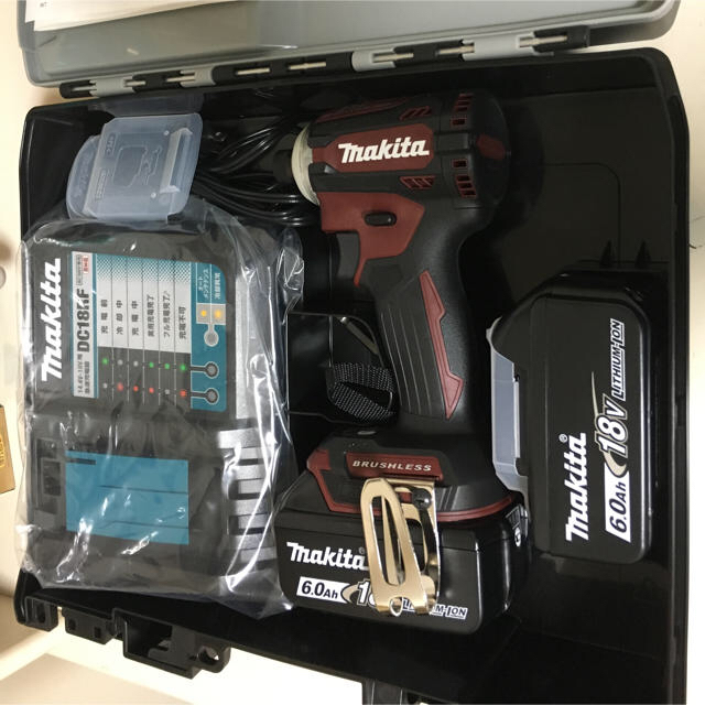 Makita(マキタ)のマキタ18v充電式インパクトドライバー スポーツ/アウトドアの自転車(工具/メンテナンス)の商品写真