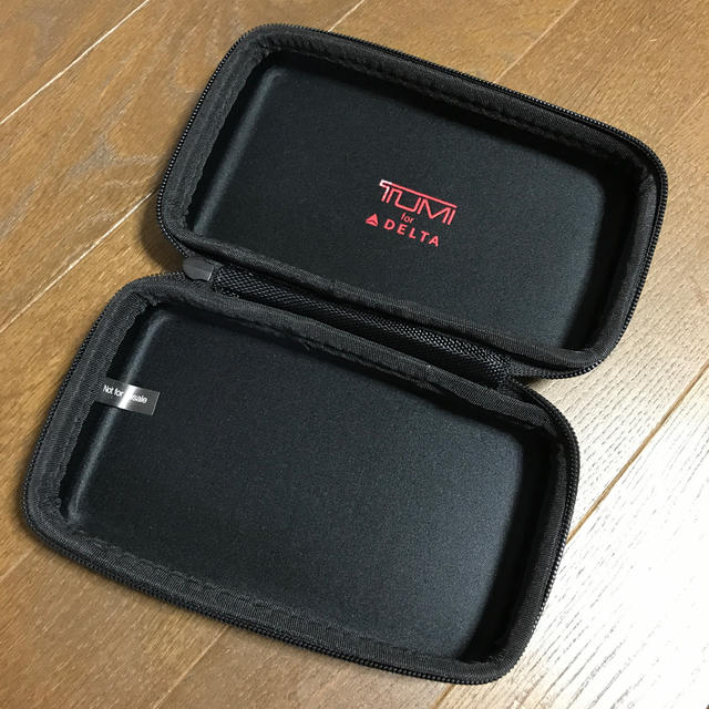 TUMI(トゥミ)のTUMI アクセサリーポーチ　非売品 メンズのバッグ(ビジネスバッグ)の商品写真