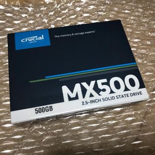 【新品】Crucial SSD 500GB CT500MX500SSD1JP(PCパーツ)