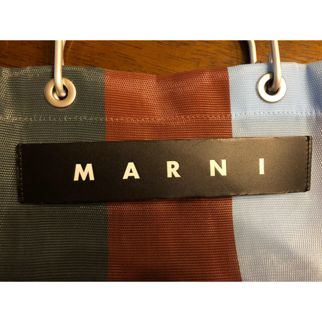 Marni(マルニ)のMARNI  ストライプバッグ　ラッカーレッド レディースのバッグ(トートバッグ)の商品写真