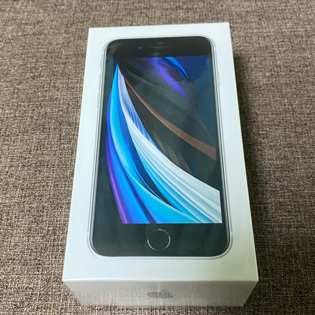 iPhone(アイフォーン)の新品★iPhone SE2 64GB simフリー★ スマホ/家電/カメラのスマートフォン/携帯電話(スマートフォン本体)の商品写真