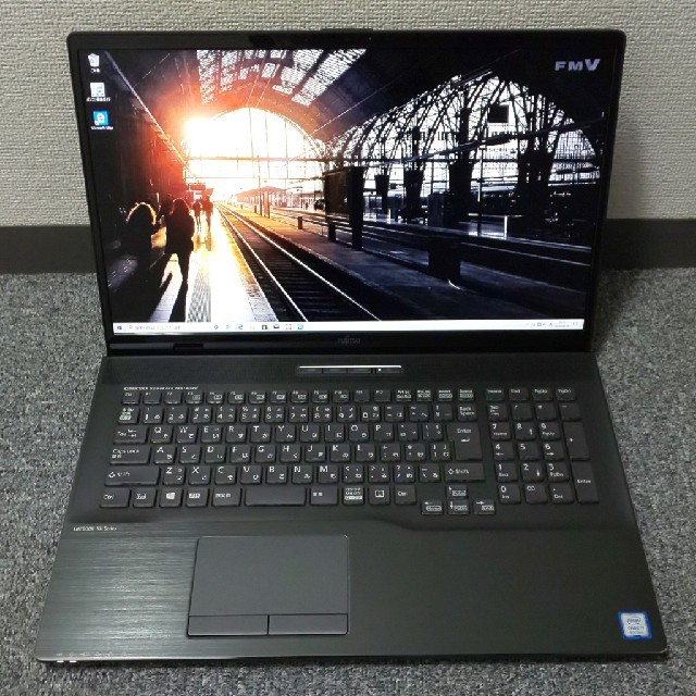 富士通 - LIFEBOOK NH90 D2 i7-9750H 16G 512G ×3台の通販 by chebura's shop｜フジツウならラクマ