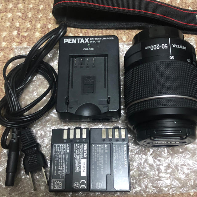 PENTAX(ペンタックス)のPENTAX K-S2 ダブルズームキット　定価69,800(Amazon参照) スマホ/家電/カメラのカメラ(デジタル一眼)の商品写真
