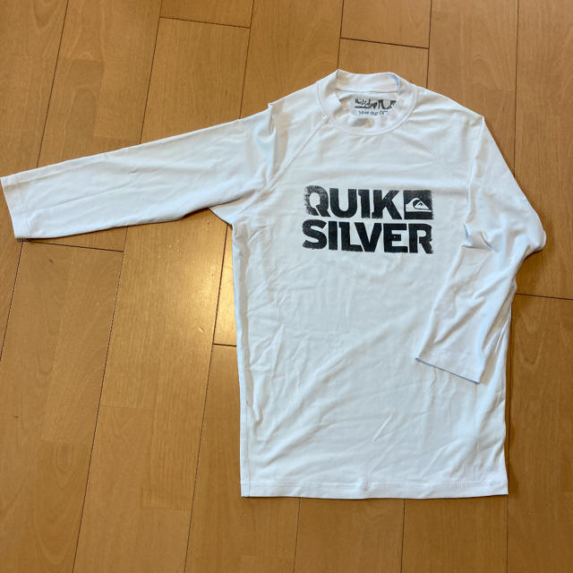 QUIKSILVER(クイックシルバー)のクイックシルバー ラッシュガード メンズの水着/浴衣(水着)の商品写真