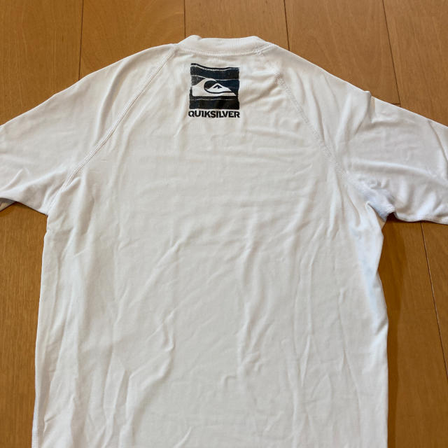 QUIKSILVER(クイックシルバー)のクイックシルバー ラッシュガード メンズの水着/浴衣(水着)の商品写真