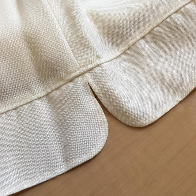 jun ashida(ジュンアシダ)のmiss ashida スカート 白 レディースのスカート(ひざ丈スカート)の商品写真