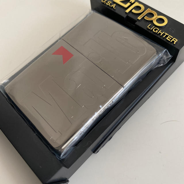 ZIPPO(ジッポー)のzippo マルボロ 未使用品❗️ メンズのファッション小物(タバコグッズ)の商品写真