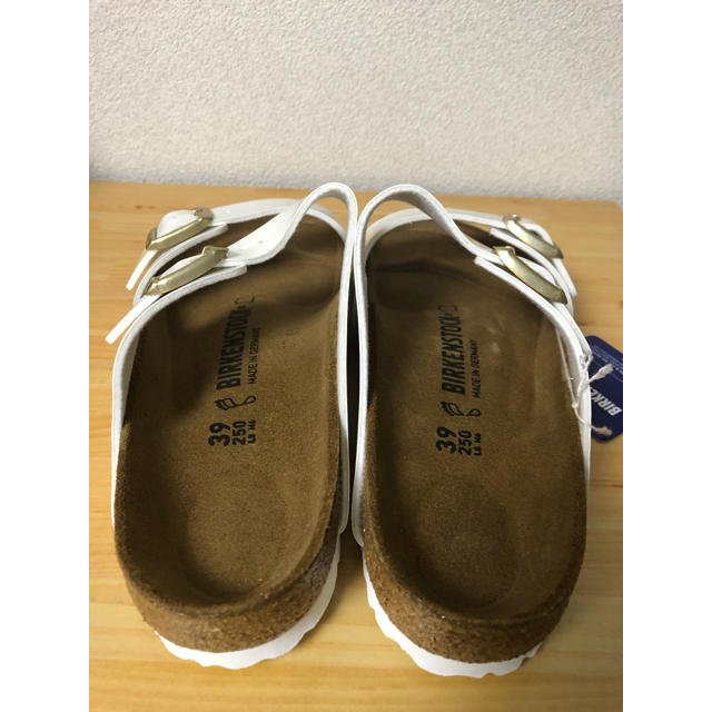 BIRKENSTOCK(ビルケンシュトック)の【新品未使用】 ビルケンシュトック アリゾナ サンダル レディースの靴/シューズ(サンダル)の商品写真