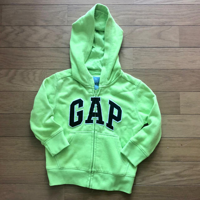 babyGAP(ベビーギャップ)の【最終価格】GAP ギャップ 裏起毛 パーカー 95 キッズ/ベビー/マタニティのキッズ服男の子用(90cm~)(ジャケット/上着)の商品写真