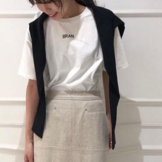 バビロン(BABYLONE)のバビロン別注アイテム 【+81 BRANCA】別注ロゴTシャツ(Tシャツ(半袖/袖なし))