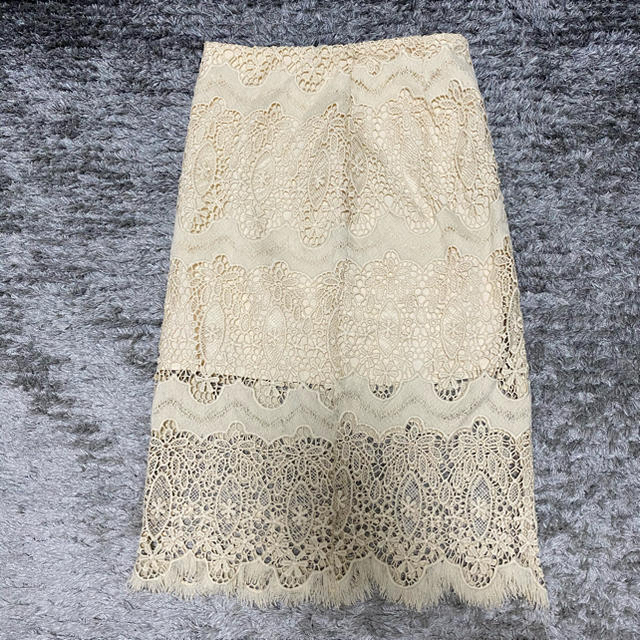 LAMIA(ラミア)のLAMIA ラミア　スカート　美品 レディースのスカート(ひざ丈スカート)の商品写真