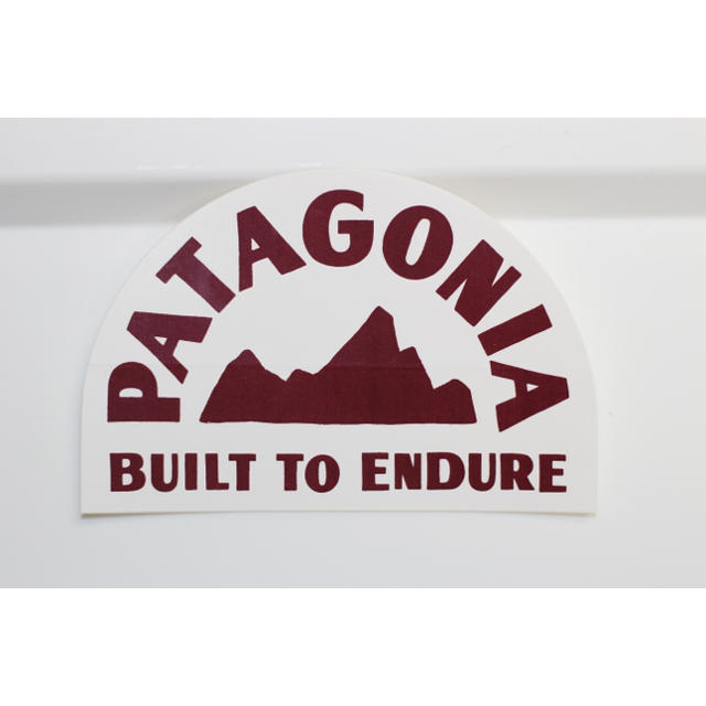 patagonia(パタゴニア)のパタゴニア　ステッカー　半月ロゴ スポーツ/アウトドアのスポーツ/アウトドア その他(その他)の商品写真