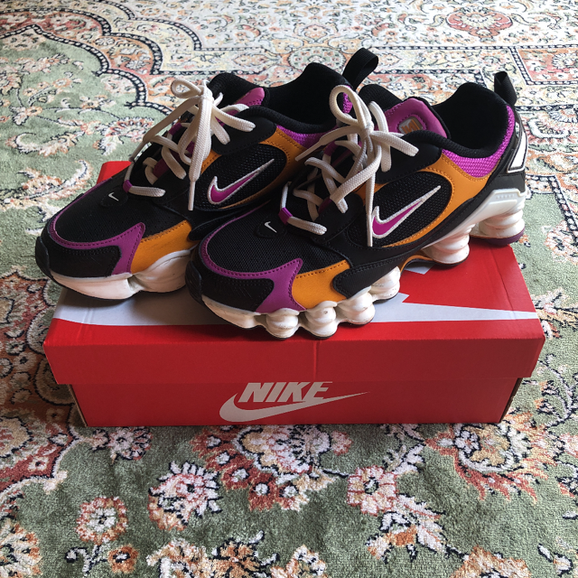 NIKE SHOX TL NOVA ナイキ ショックス TL ノヴァ スニーカー