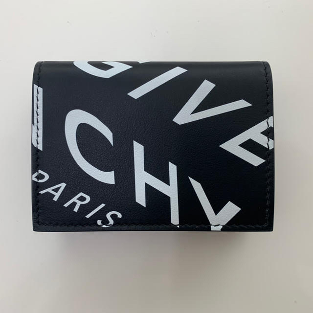 GIVENCHY(ジバンシィ)の値下げしました　GIVENCHY ミニ折り財布 メンズのファッション小物(折り財布)の商品写真