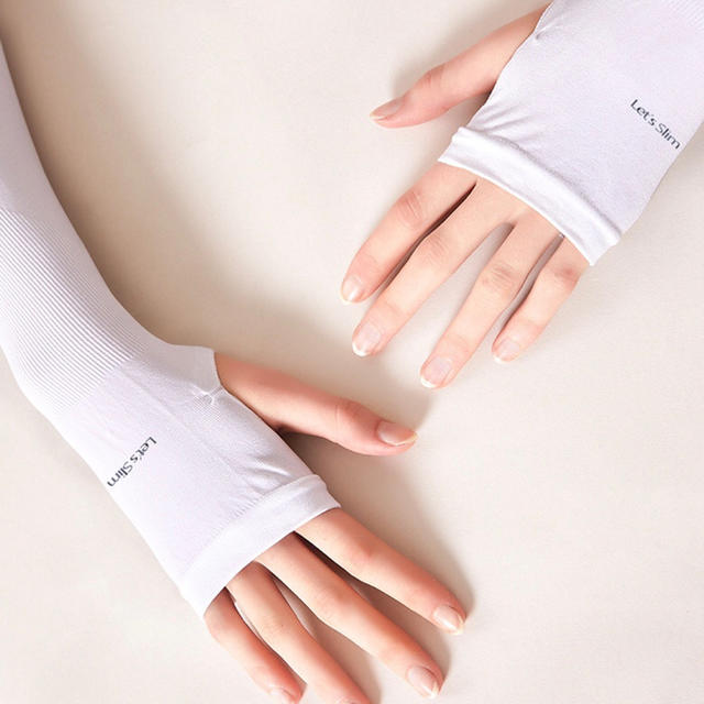 冷感速乾アームカバー 手袋 UVカット99% UPF50+ 綿 ミトン 指穴あり レディースのファッション小物(手袋)の商品写真