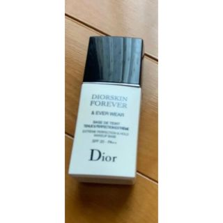 クリスチャンディオール(Christian Dior)のにゃんこ姫様専用ディオール フォーエヴァー＆エヴァー ベース SPF20／(化粧下地)