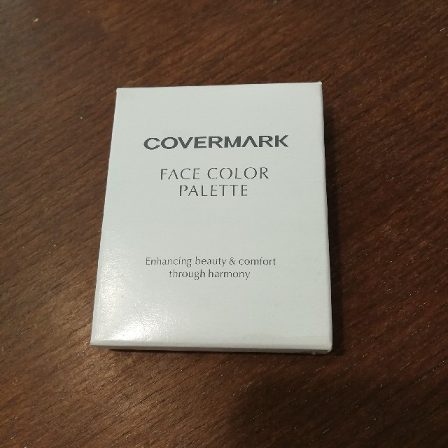 COVERMARK(カバーマーク)の【非売品】カバーマーク フェイスカラーパレット コスメ/美容のベースメイク/化粧品(チーク)の商品写真