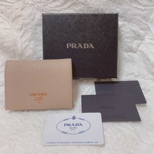 PRADA(プラダ)のちくわ様専用 正規品 新品 PRADA ミニ財布 レディースのファッション小物(財布)の商品写真