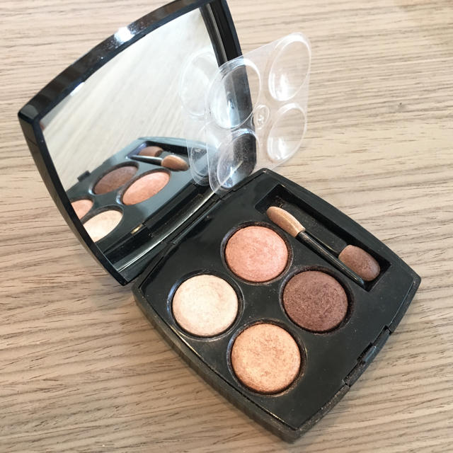 CHANEL(シャネル)のCHANEL EYE SHADOW コスメ/美容のベースメイク/化粧品(アイシャドウ)の商品写真