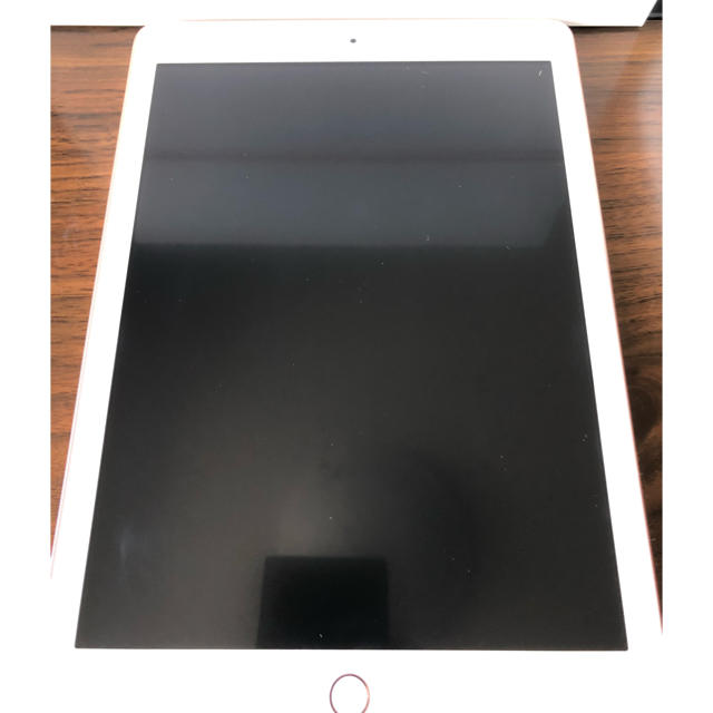 【即日出荷】iPad 第6世代 128GB wifiモデル GOLD 1