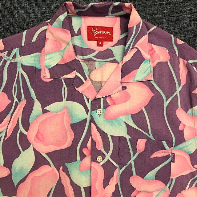 Supreme(シュプリーム)のSupreme Lily Rayon Shirt Sサイズ パープル メンズのトップス(シャツ)の商品写真