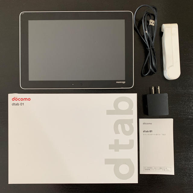 NTTdocomo(エヌティティドコモ)のNTTドコモ タブレット docomo dtab 01 スマホ/家電/カメラのPC/タブレット(タブレット)の商品写真