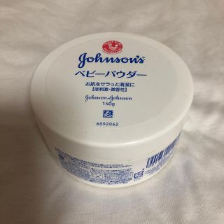 ジョンソン(Johnson's)のジョンソンエンドジョンソン ベビーパウダー(ベビーローション)