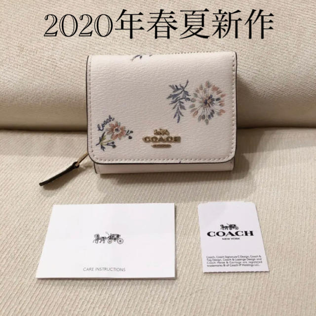 COACH(コーチ)の新品★COACH（コーチ）2020年春夏新作 三つ折り財布 フラワー レディースのファッション小物(財布)の商品写真