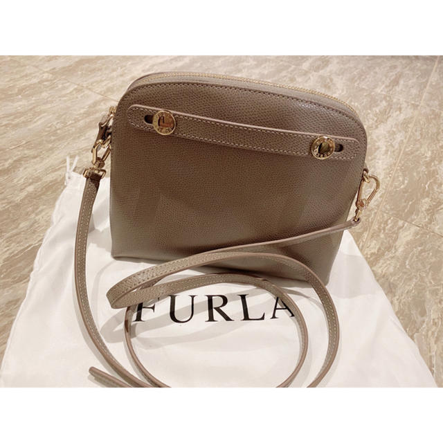 rinさま FURLA フルラ ショルダーバッグ グレージュ SABBIA