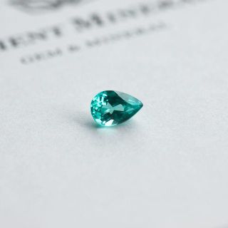 パライバカラーアパタイト・ルース　0.85ct(その他)