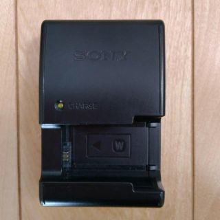 ソニー(SONY)のソニーバッテリーチャージ　BC-VW1 (バッテリー/充電器)