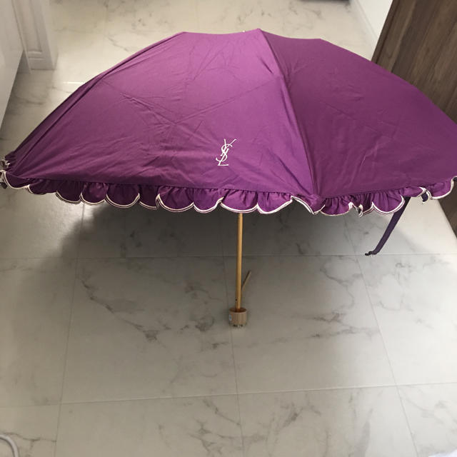 Saint Laurent(サンローラン)のYSL 雨天兼用日傘 レディースのファッション小物(傘)の商品写真