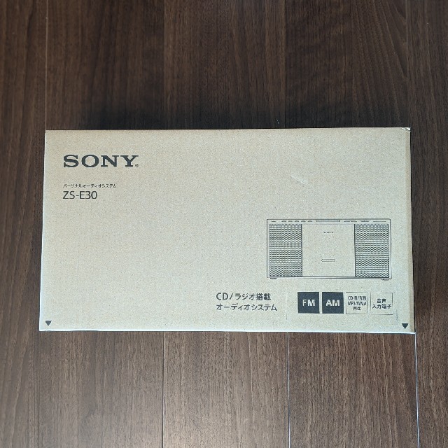 SONY(ソニー)の新品 ソニー CDラジオ ZS-E30 : FM/AM/ワイドFM対応 ホ スマホ/家電/カメラのオーディオ機器(ポータブルプレーヤー)の商品写真