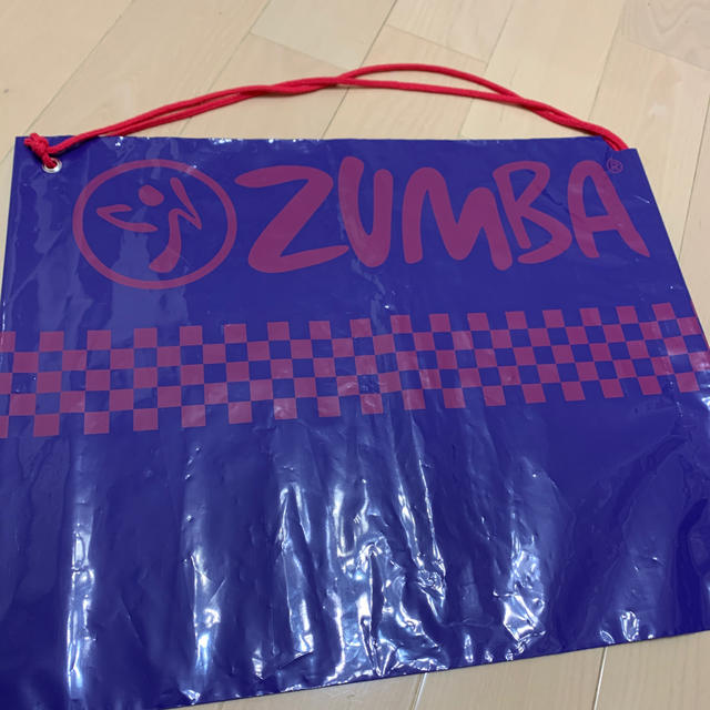 Zumba(ズンバ)のZUMBA バッグ　4点セット　新品&美品 スポーツ/アウトドアのスポーツ/アウトドア その他(ダンス/バレエ)の商品写真