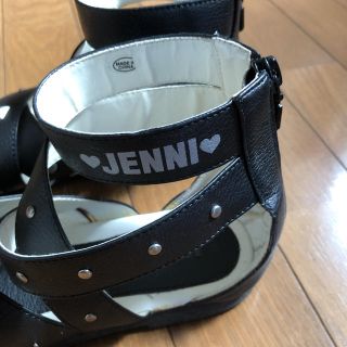 ジェニィ(JENNI)のJENNI スタッズサンダル　黒　24(サンダル)