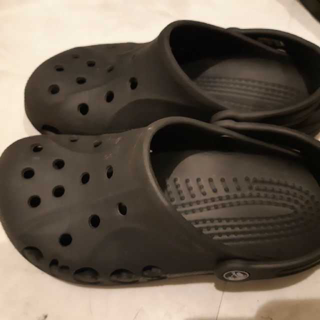 crocs(クロックス)のクロックス！23から24くらい キッズ/ベビー/マタニティのキッズ靴/シューズ(15cm~)(サンダル)の商品写真