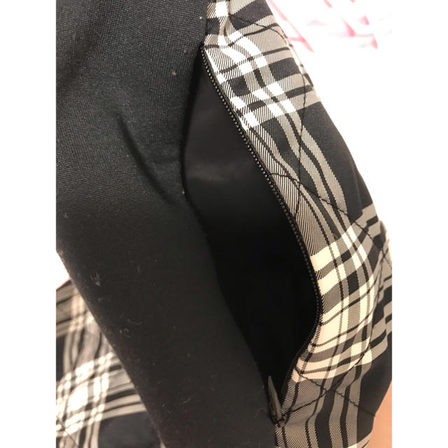 UNIQLO(ユニクロ)のユニクロ　防寒　タイトスカート　Mサイズ レディースのスカート(ひざ丈スカート)の商品写真
