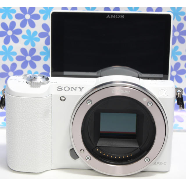 SONY(ソニー)の専用❤️極美品❤️SONY α5100 パワーズームキット❤️Wi-Fi機能搭載 スマホ/家電/カメラのカメラ(ミラーレス一眼)の商品写真